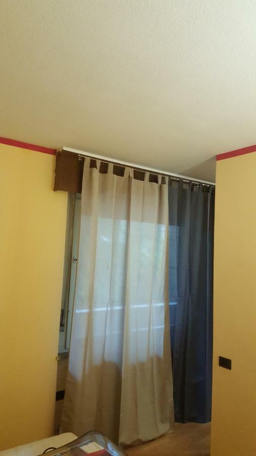 Miky Apartment-South Tyrol Merano Bagian luar foto
