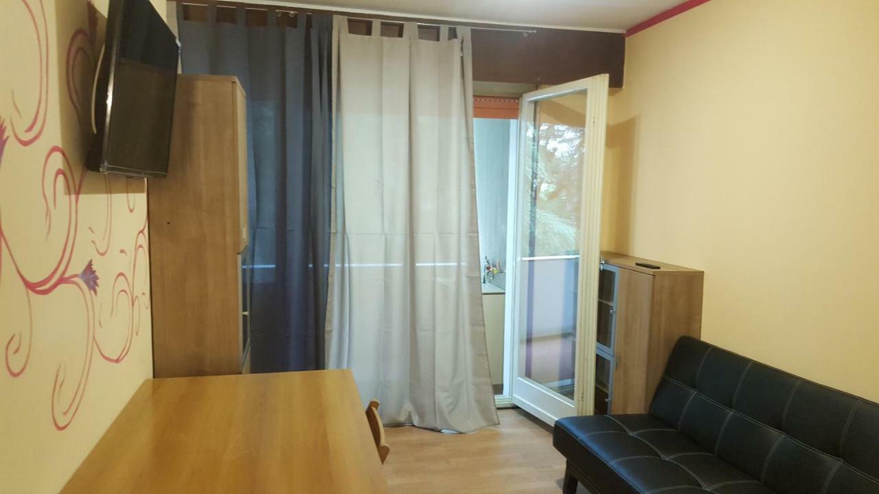 Miky Apartment-South Tyrol Merano Bagian luar foto